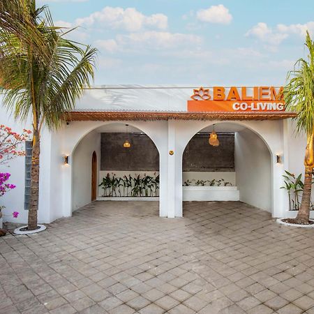 Baliem Coliving Aparthotel Jimbaran  Exterior photo