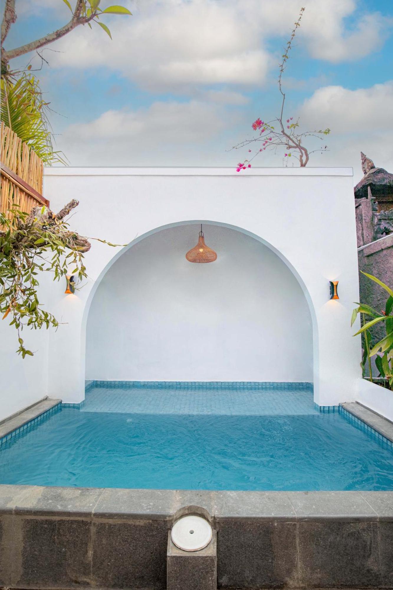 Baliem Coliving Aparthotel Jimbaran  Exterior photo